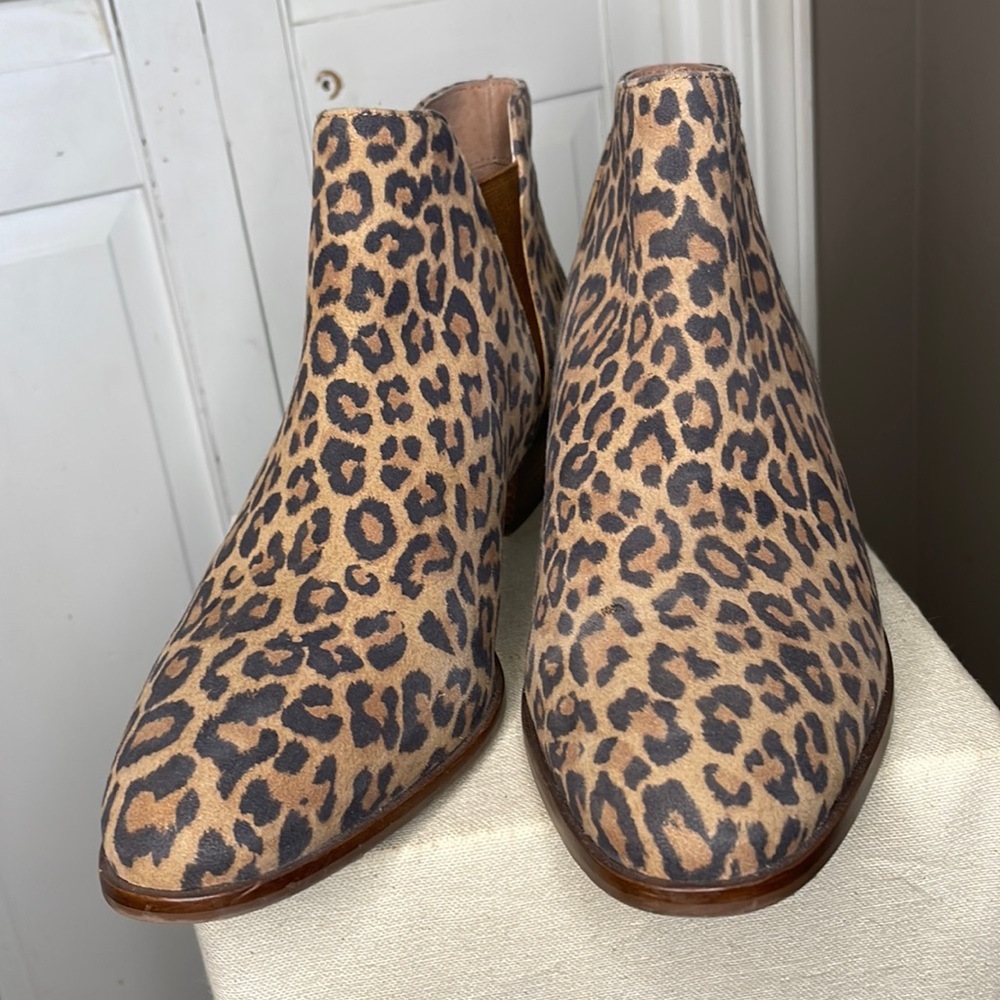 Seyschelles “Waiting on You” Bootie, Size 9